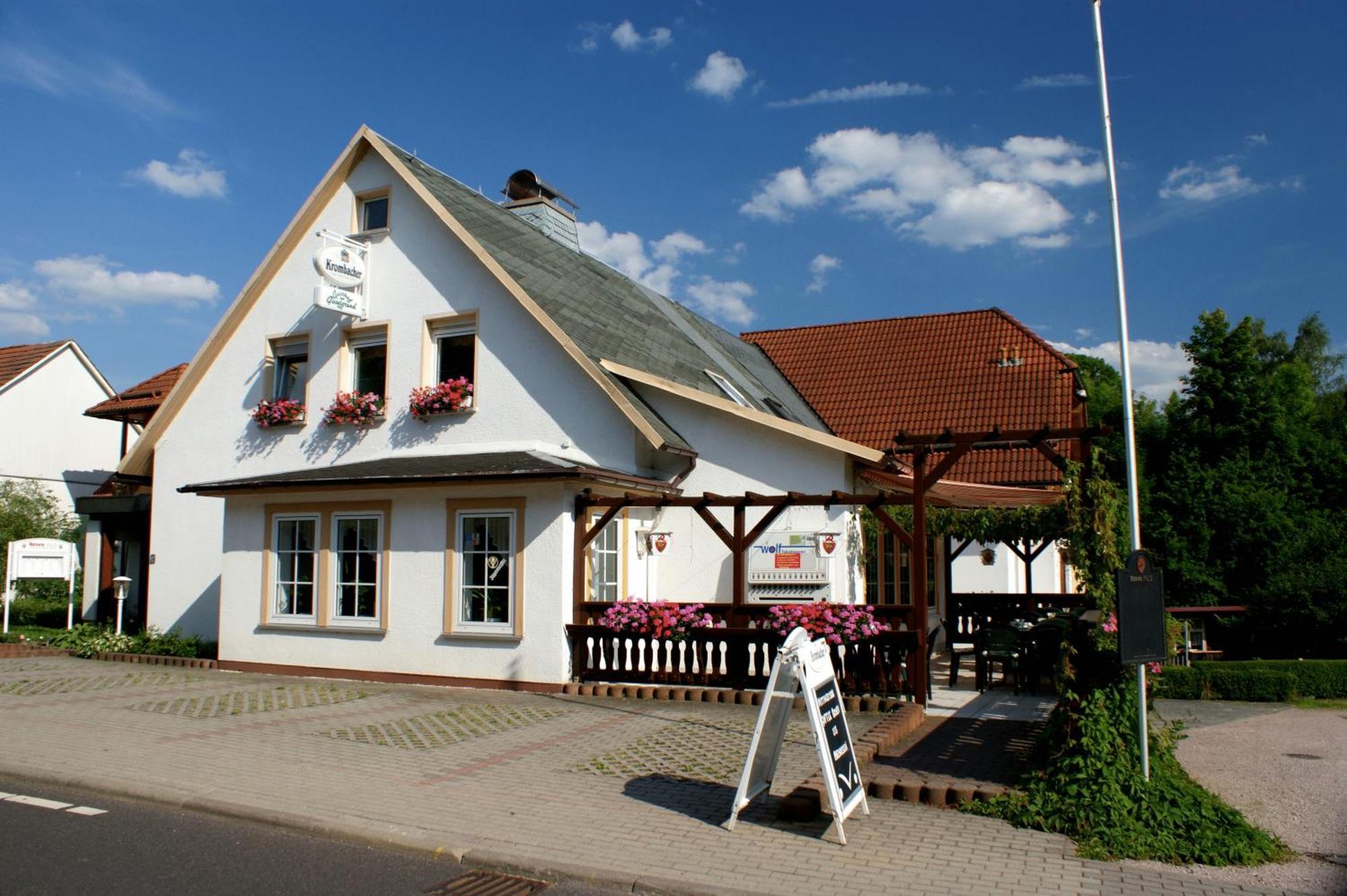 Hotel Am Gisselgrund Frankenhain Exterior photo